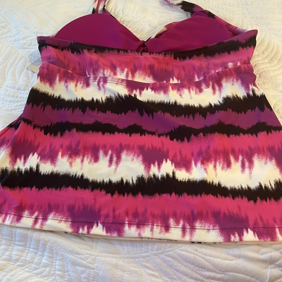 Converse Tankini Top / NWT - Picture 6 of 10